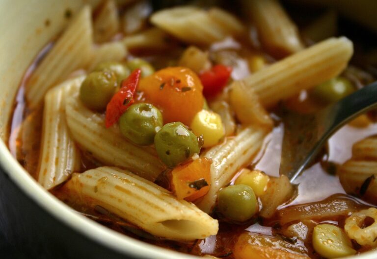 Receta Caldo Gallego con Repollo: Un Plato Tradicional de Galicia